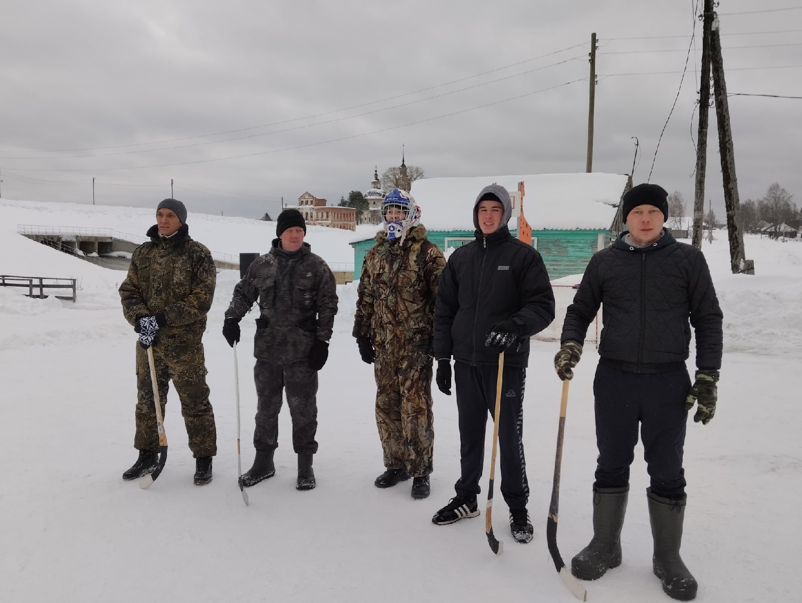 В хоккей играют настоящие мужчины...!!!.